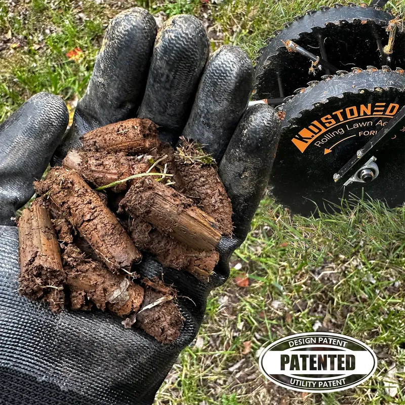 K.D STONEDGE Rolling Lawn Coring Aerator